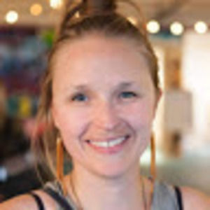 Meet your Posher, Julia